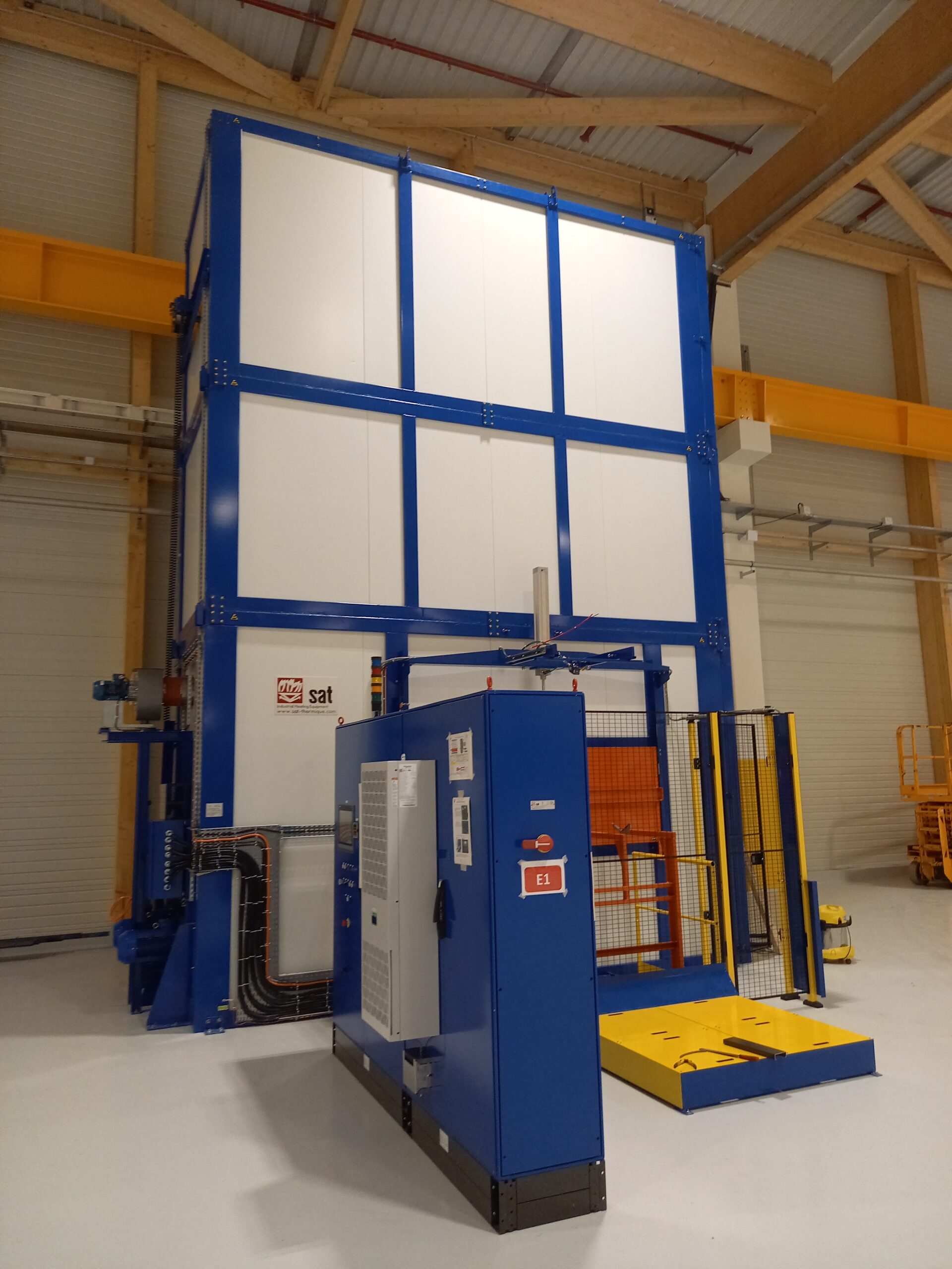Drying of hydrogen tanks in a custom-made industrial tunnel - Sat Thermique